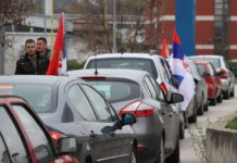 Više desetina vozila krenulo iz Čačka na veliki miting u Beogradu