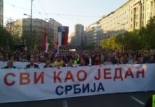 Na protestu “Svi kao jedan“ predstavljen pregovarački tim za dijalog sa vlašću