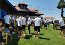 Košarkaši i stručni štab reprezentacije Srbije predahnuli u podsuvoborskom selu (FOTO)