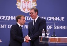 A onda je Vučić odbrusio Makronu…