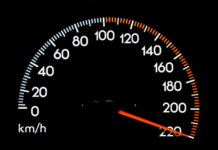 Auto-putem Čačak – Beograd vozio 221km/h, kad ga je policija zaustavila pokušao da se opravda