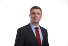 Obradović: Jedini ispravan zahtev opozicije je poništavanje i ponavljanje izbora na svim nivoima