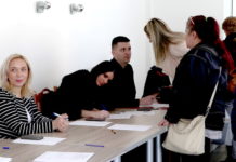 Stranke prikljupljaju potpise za lokalne izbore u Čačku