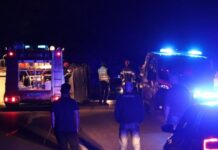 Prevrnuo se kombi na Gučkom putu, poginuo muškarac
