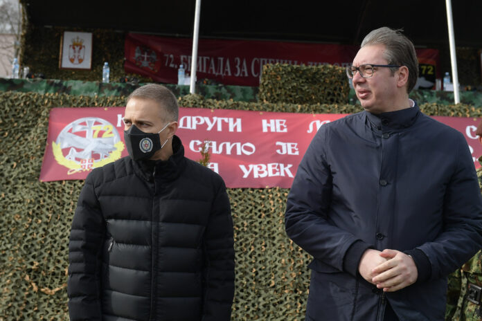Nebojsa Stefanovic i Aleksandar Vucic - Vojska 2