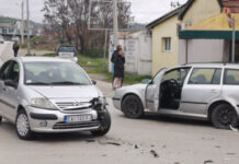 U udesu tri vozila u Ljubiću jedna osoba povređena