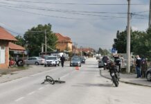 Motociklista udario ženu koja je na biciklu prelazila ulicu