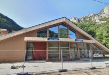 Uhapšen Čačanin (44) koji je razbio prozore na železničkoj stanici u Ovčar Banji