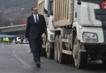 Vučić: Ne razmišljam o izborima, gledam da Čačane spasemo od gužvi
