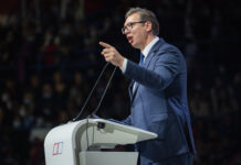 Vučić: Svi koji budu bacali kamenice ili budu pokušali da nasilno uđu u Skupštinu dobiće najmanje tri godine zatvora