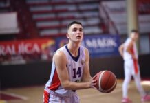 Jakov Tatić igra za U17 reprezentaciju Srbije u basketu 3×3
