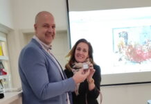Prezentacija aplikacije za formiranje baze podataka u galerijskim ustanovama