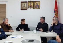 Parlamentarna desnica najavljuje kampanju protiv nemačko-francuskog plana, kreću iz Kragujevca