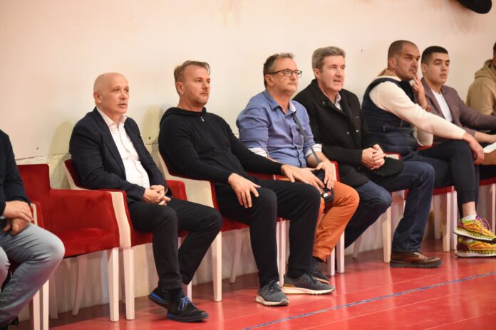 Ostoja i Peca