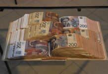 Otvorena izložba “Prostranstva ljubavi“ Irene Lagator Pejović (FOTO)