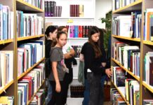 Mladi iz regiona i dijaspore u čačanskoj Biblioteci (FOTO)