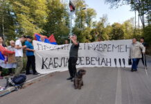 Protest ispred Vlade zbog izgradnje vidikovca na Kablaru