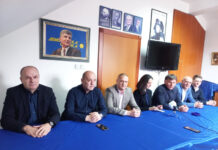 Čačak protiv nasilja: Predsednik mesne zajednice zaboravio da pohvali Vučića, pa tražio da ponovi izjavu medijima