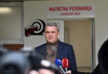 Todorović: Radovi na Domu zdravlja u Ljubiću, crpnoj stanici, javnoj garaži i bazenu kasne 50 godina, a ne šest meseci