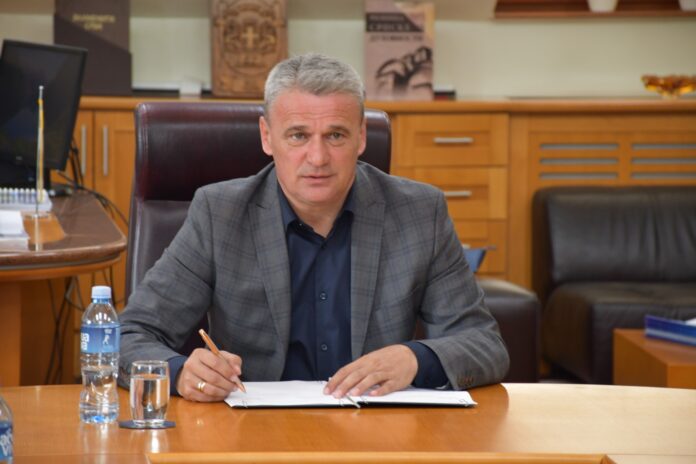 Milun Todorovic - Trening centar kabinet