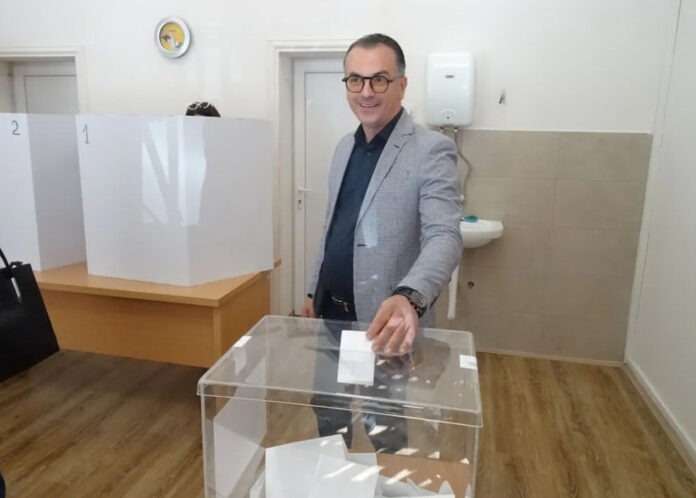 Calovic - Glasanje 1