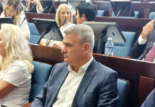 Todorović: Nećemo se povlačiti pred onima koji svoje postojanje zasnivaju na mržnji i demonizovanju ljudi