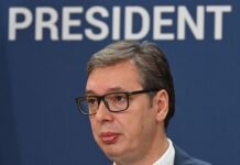 Vučić: Prosvetari zaslužuju izvinjenje jer smo obećali nešto što ne možemo da ispunimo Foto: Dimitrije Goll