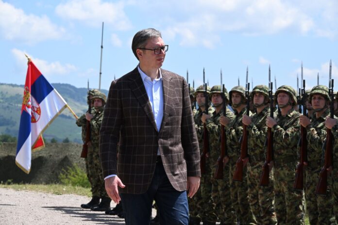 Aleksandar Vucic - Vojska 24 1