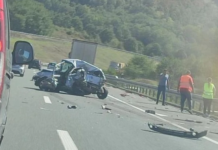 Sudar kamiona i automobila kod tunela “Brđani“ na auto-putu, žena prebačena u bolnicu