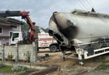 Cisterna se zapalila i uletela u dvorište u Pakovraću, za dlaku izbegnuta tragedija