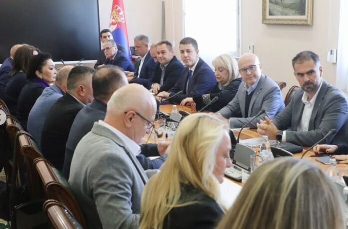 Vucevic sa prosvetarima