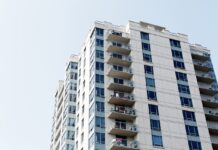 Država razmatra ograničenje kirija za mlade po “španskom modelu“