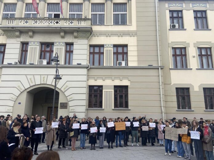 15 minuta cutanja 13