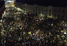 Više hiljada okupljenih na protestu u organizaciji čačanskih studenata, skup završen pesmom “Pada Vlada“