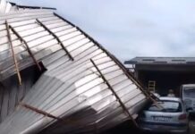 Mini tornado u Trnavi nosio limeni krov preko 50 metara