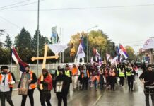Studenti iz Čačka i zapadne Srbije krenuli na sedmodnevno pešačenje do Novog Sada