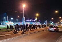 Nezadovoljni građani i studenti blokirali desnu traku Ibarske magistrale u Preljini