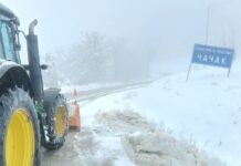 Svi putevi prohodni: Noćna akcija čišćenja snega u Čačku i okolini