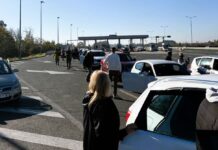 Čačani u koloni krenuli na komemorativni skup u Novom Sadu