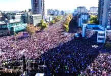 Desetine hiljada ljudi na komemorativnom skupu u Novom Sadu: “Za pad nadstrešnice nije kriva gravitacija, to je ubistvo“