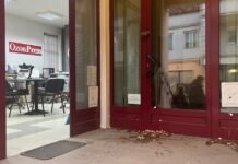 Opozicione stranke u Čačku osudile zasipanje jajima prostorija Ozonpressa i “Čačanskih novina“