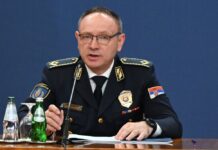 Direktor policije Vasiljević: Otkaz za sve policajce koji rade poslove nespojive sa službom