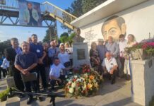 Dobrivoje Topalović dobio spomen-bistu u rodnoj Preljini