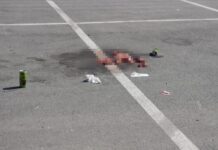 Na parkingu gradske plaže i dalje vidljivi tragovi ubistva, očevici tvrde da se sve odigralo munjevitom brzinom