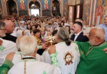 Gornji Milanovac proslavio gradsku slavu – Svete Trojice (FOTO)