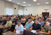 U Gornjem Milanovcu uručeno prvih 100 ugovora poljoprivrednicima, među njima i 19 za nabavku traktora