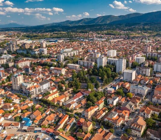 Objavljene prosečne plate u Moravičkom okrugu: U Lučanima preko 1.000 evra, U Čačku znatno manje
