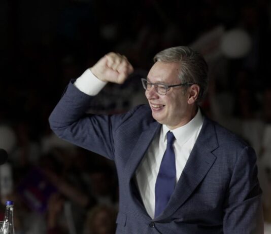Vučić u Čačku: Sledeće godine počinje izgradnja nove bolnice, 2028. biće gotov zatvoreni bazen