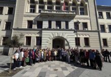 Još jedan protest ispred Gimnazije, najavljena sva pravna sredstva da za direktorku bude imenovana Irena Simiović