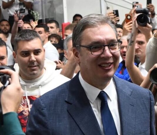 Čačanski naprednjaci o mitingu liste Ujedinjena Srbija: Bilo je i drugih skupova u Čačku, ali sa njih nismo mogli da čujemo bilo kakav plan i program za naš grad
